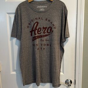 Aeropostale Mens NWOT T-shirt Heather Grey Basic Relaxed Fiit Logo Short Sleeve